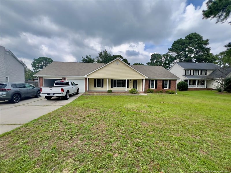 5712 Bibar Rd, Fayetteville, NC 28304