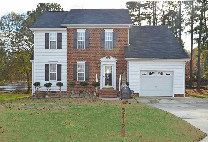 5712 Brookshadow Dr, Raleigh, NC 27610