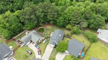 5712 Icarus Cir, Fayetteville, NC 28304