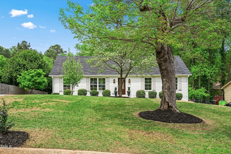 5712 Wintergreen Dr, Raleigh, NC 27609