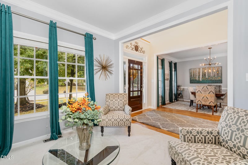 5713 Beargrass Ln, Raleigh, NC 27616