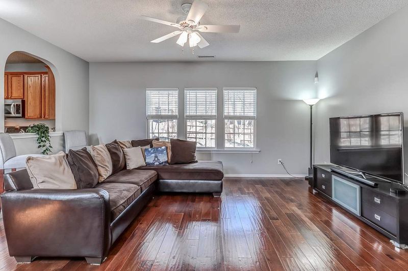 5713 Enoree Ln, Raleigh, NC 27616