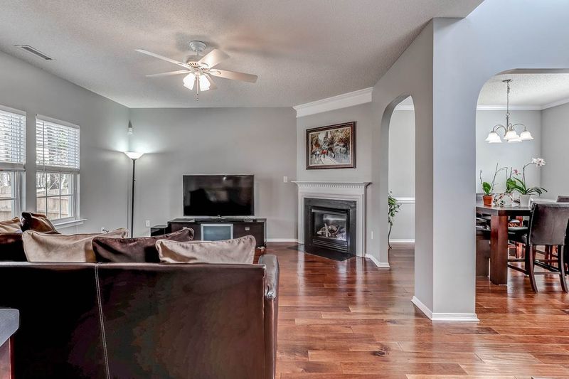 5713 Enoree Ln, Raleigh, NC 27616