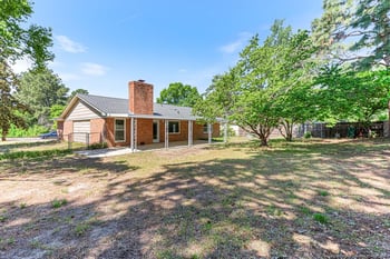 5714 Crenshaw Dr, Hope Mills, NC 28348