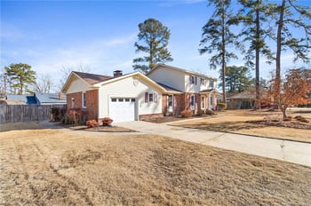 5716 Dobson Dr, Fayetteville, NC 28311