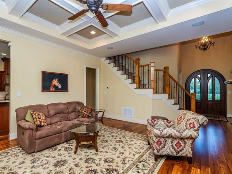 5717 Barham Crossing Dr, Wake Forest, NC 27587