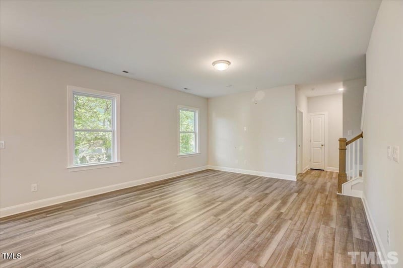 5717 Bashford Crest Ln, Raleigh, NC 27606