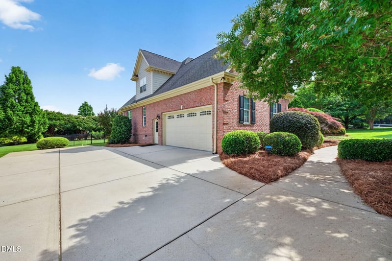 5717 Buteo Ct, Fuquay Varina, NC 27526