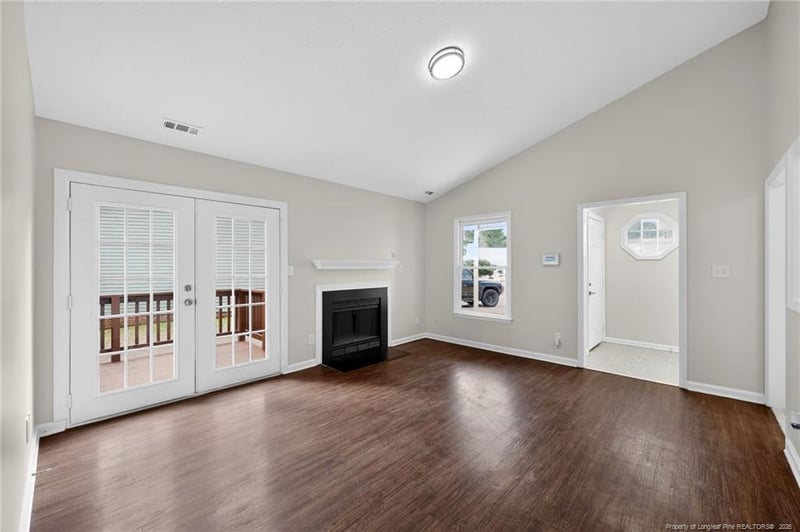 5717 Charbonneau Ct, Fayetteville, NC 28304