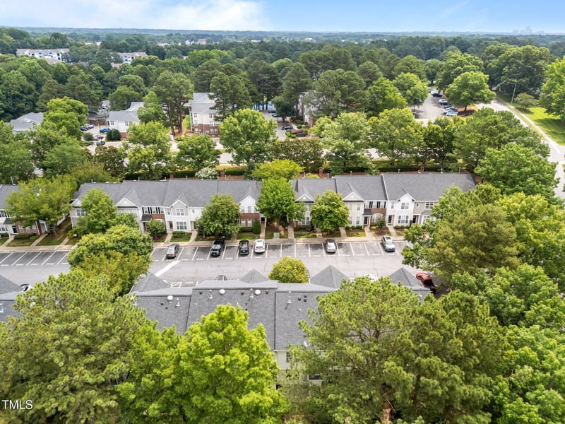5717 Corbon Crest Ln, Raleigh, NC 27612