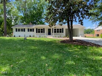 5718 Woodcrest Dr, Raleigh, NC 27603