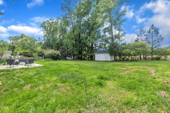 5718 Woodcrest Dr, Raleigh, NC 27603
