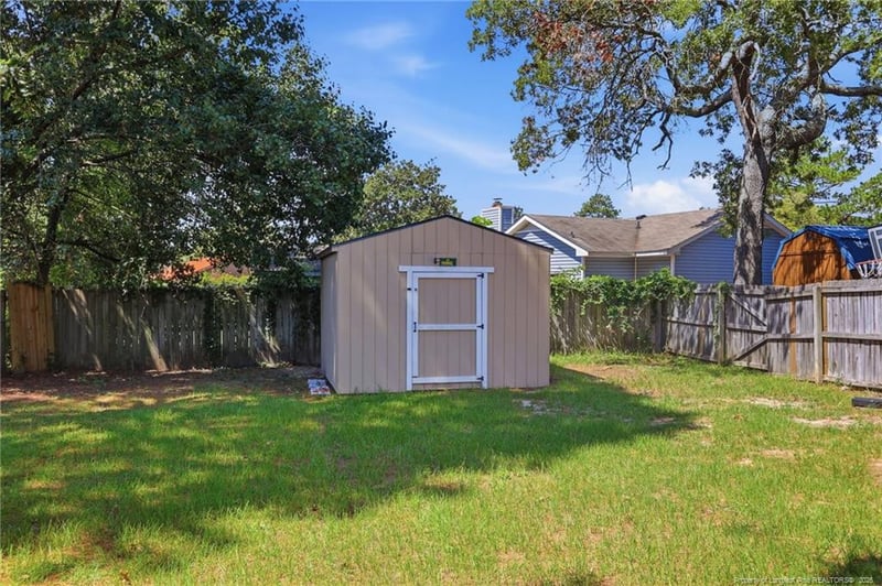 5719 Trevino St, Hope Mills, NC 28348