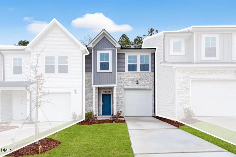 572 Barrington Row Ave, Zebulon, NC 27597