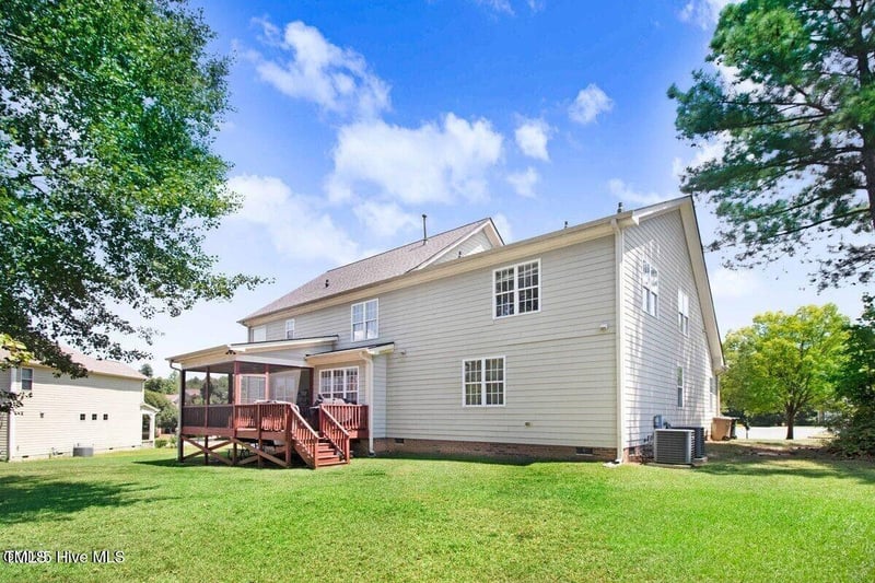 572 Coalyard Dr, Garner, NC 27529
