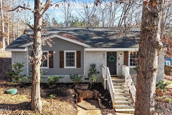 572 Park Ave, Youngsville, NC 27596