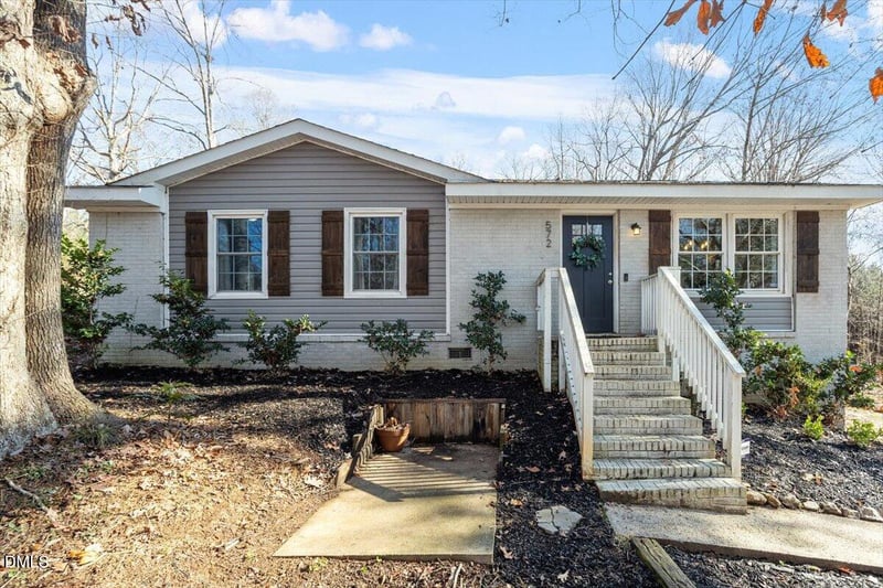 572 Park Ave, Youngsville, NC 27596