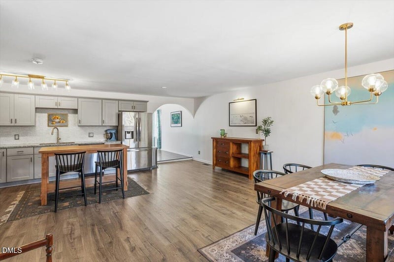 572 Park Ave, Youngsville, NC 27596