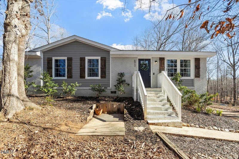 572 Park Ave, Youngsville, NC 27596