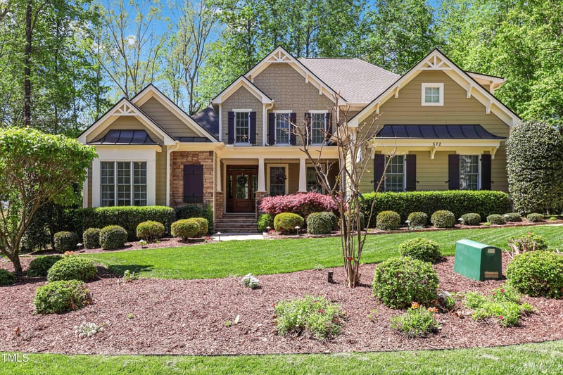 572 W Walker Woods Ln, Clayton, NC 27527