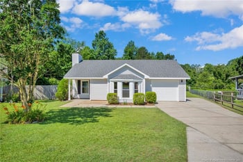5720 Charbonneau Ct, Fayetteville, NC 28304