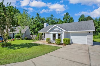 5720 Charbonneau Ct, Fayetteville, NC 28304