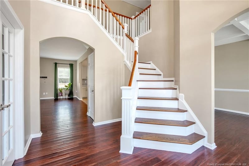 5720 Gentleman Dr, Hope Mills, NC 28348