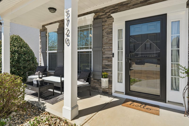 5720 Lumiere St, Holly Springs, NC 27540