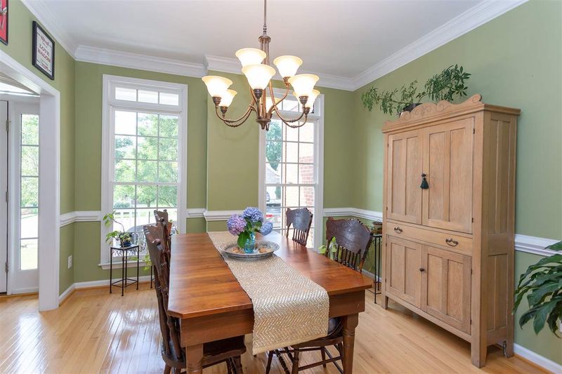 5721 Big Sandy Dr, Raleigh, NC 27616
