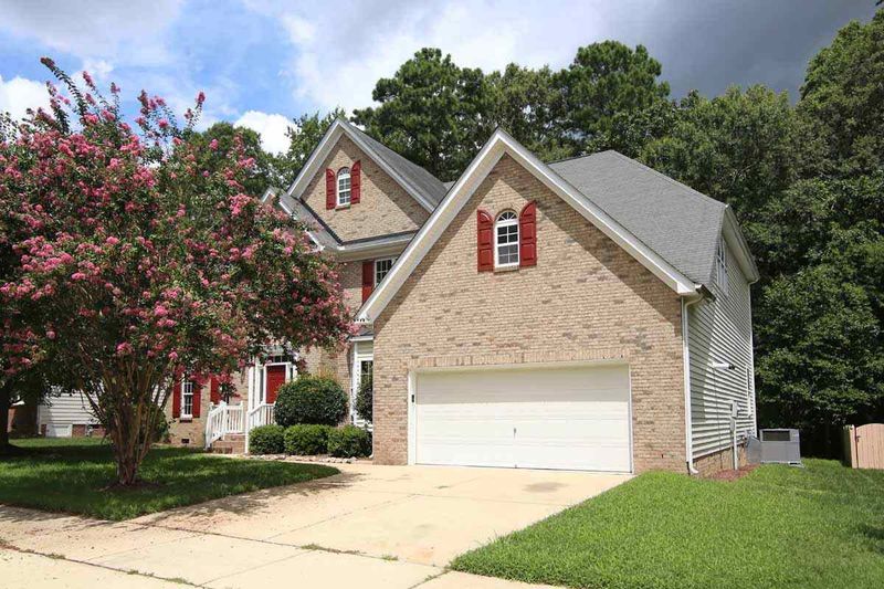 5721 Clarks Fork Dr, Raleigh, NC 27616