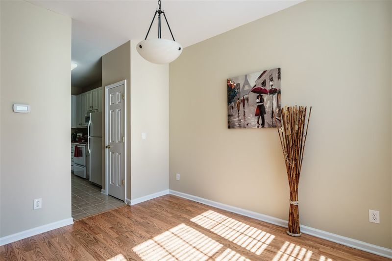 5721 Corbon Crest Ln, Raleigh, NC 27612