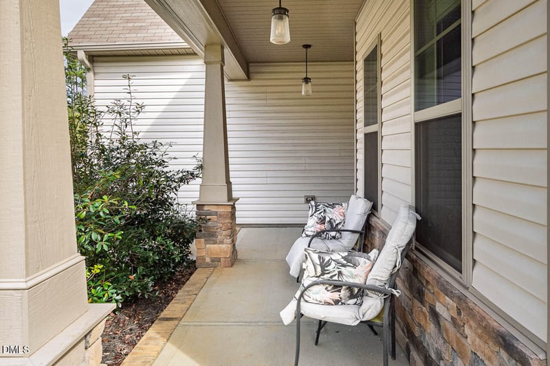 5721 Satinwood Dr, Clayton, NC 27520