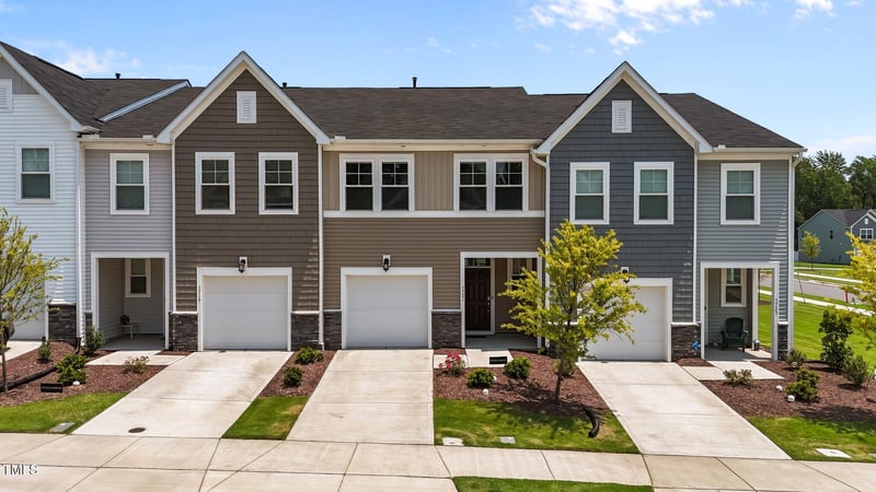 5721 Woodlawn Dr, Durham, NC 27703