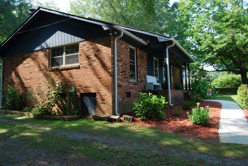 5723 Claremore Dr, Durham, NC 27712