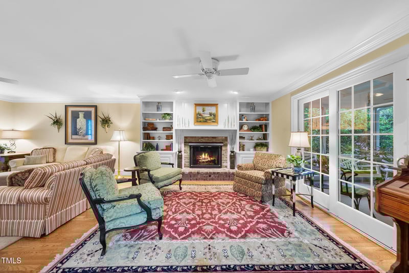 5724 Edgedale Dr, Raleigh, NC 27612