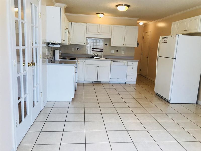 5724 Tealbrook Dr, Raleigh, NC 27610
