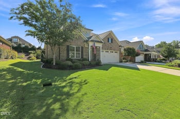 5725 Mizuno Dr, Fuquay Varina, NC 27526