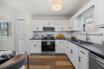 5725 Pool Side Dr, Raleigh, NC 27612