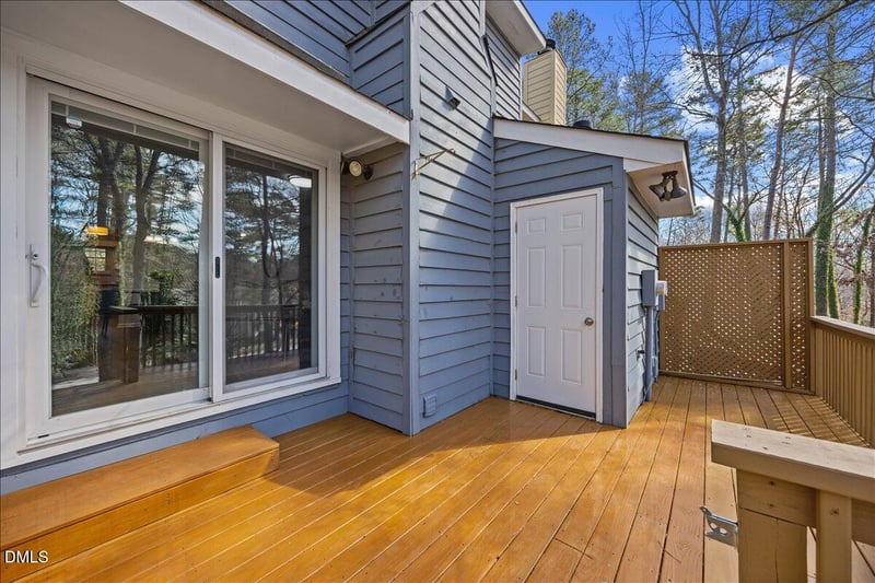 5725 Pool Side Dr, Raleigh, NC 27612