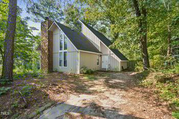 5725 Water Edge Dr, Fayetteville, NC 28314