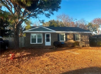 5726 Edmeston Dr, Fayetteville, NC 28311