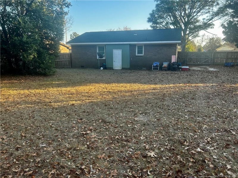 5726 Edmeston Dr, Fayetteville, NC 28311