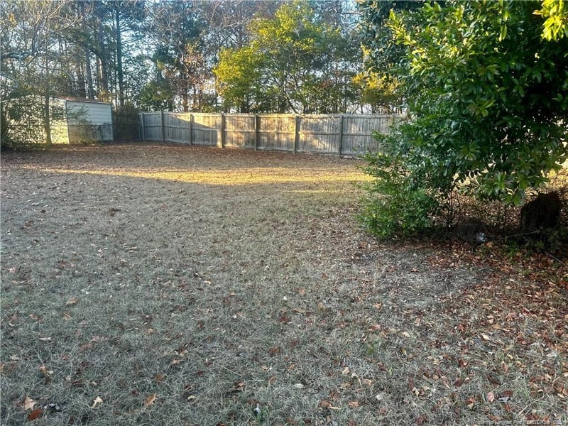 5726 Edmeston Dr, Fayetteville, NC 28311