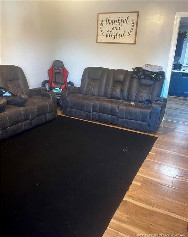 5726 Edmeston Dr, Fayetteville, NC 28311