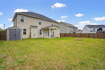 5726 Pondhaven Dr, Fayetteville, NC 28314