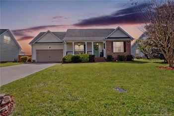 5727 Walking Trail Way, Hope Mills, NC 28348
