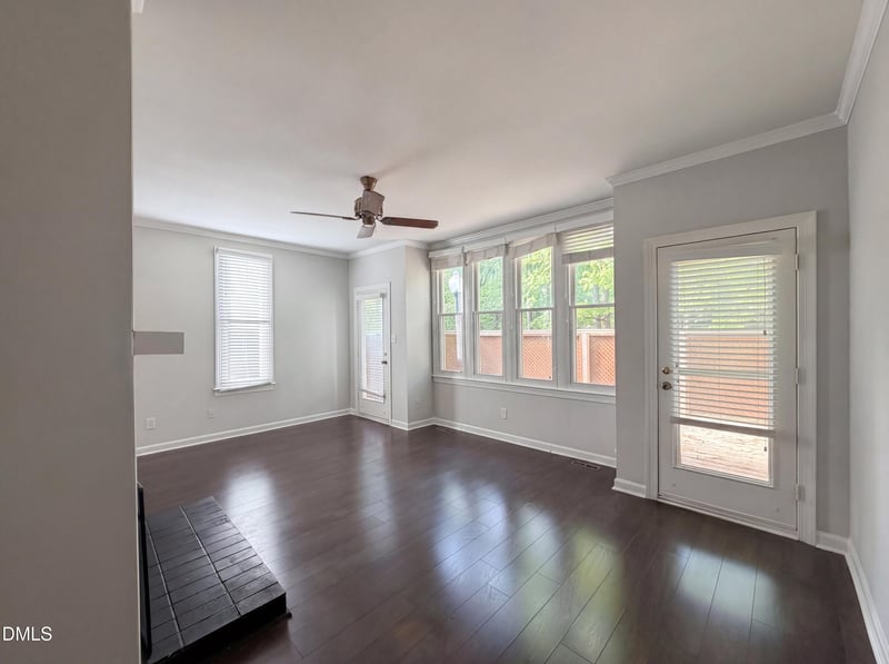 5728 Sentinel Dr, Raleigh, NC 27609