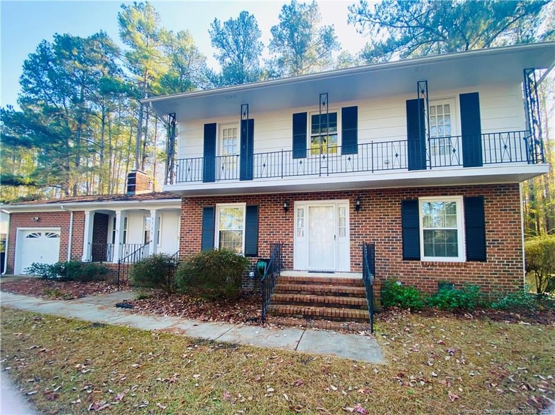 5729 Dobson Dr, Fayetteville, NC 28311