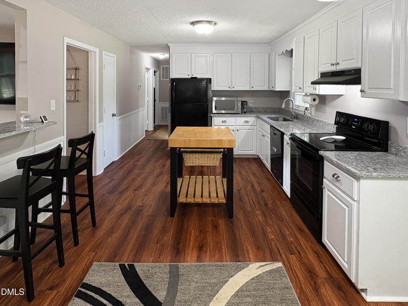 573 Arnold Rd, Louisburg, NC 27549