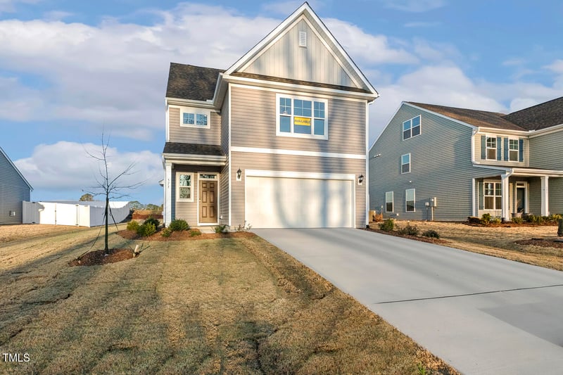 573 Highview Dr, Benson, NC 27504